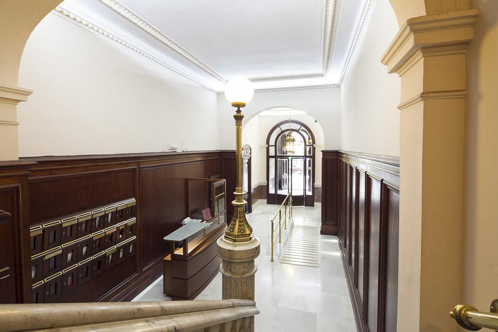 Apartments Barcelona & Home Deco Centro Экстерьер фото